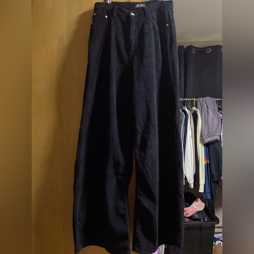 Zara Black Trousers Wide-Leg Relaxed Fit